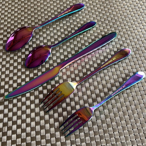 20-Piece Rainbow Flatware Set, Service for 4 - Picture 7 of 12